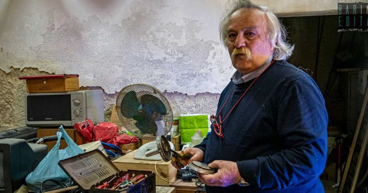 La storia del barese Benedetto Fiore, il "riparatore di cucine": �Oggi non si aggiusta pi� niente�